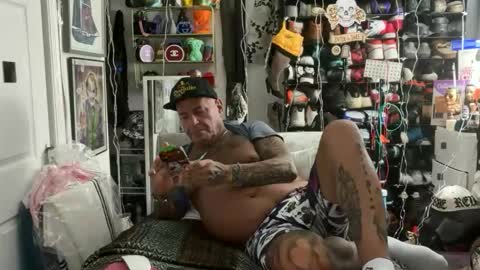 hotstuff775616 online show from 03.02.26