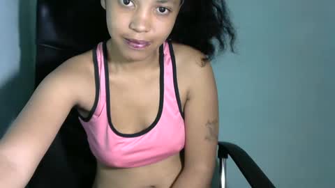 Snapshot of hott_beauty chatting on 07.13.26 MULAN online show from 07.13.26