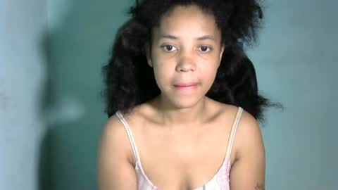 Snapshot of hott_beauty chatting on 07.26.26 MULAN online show from 07.26.26