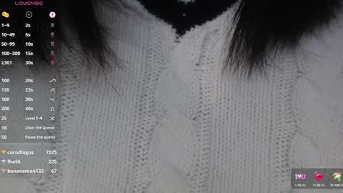 Snapshot of hottbee1 chatting on 12.22.24 AMY online show from 12.22.24