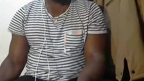 Snapshot of hottblack01 chatting on 02.01.26 hottblack01 online show from 02.01.26