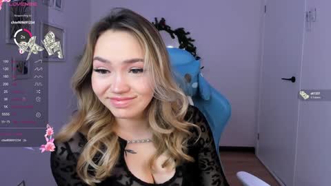 Snapshot of hottease_pvt chatting on 12.14.24 hello Im Eva online show from 12.14.24