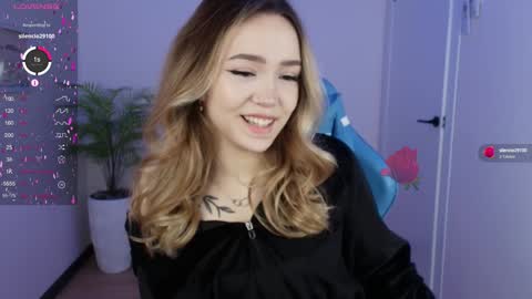 Snapshot of hottease_pvt chatting on 01.28.25 hello Im Eva online show from 01.28.25