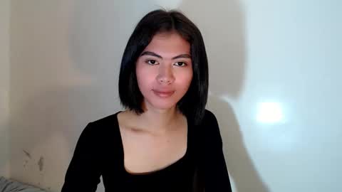 hottestdella69 online show from 10.13.25