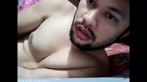 HottestPinoy32 online show from 05.13.26