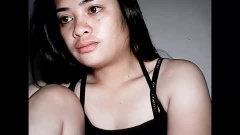 Snapshot of hottie_asianbabe chatting on 05.03.26 Leen online show from 05.03.26