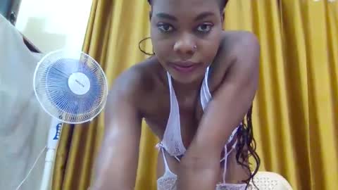 Snapshot of hottie_mammy chatting on 01.17.26 hottie_mammy online show from 01.17.26