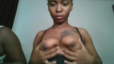 Snapshot of hottie_mistie chatting on 04.21.26 hottie_mistie online show from 04.21.26