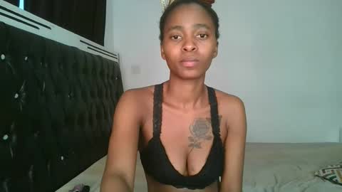 Snapshot of hottie_mistie chatting on 05.16.26 hottie_mistie online show from 05.16.26