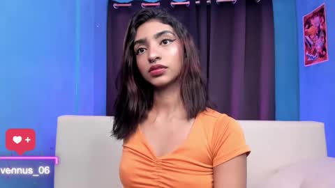 Veronica independent model online show from 02.21.26