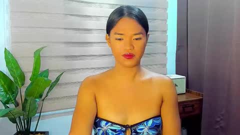 Maxine online show from 09.16.25