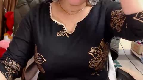 Alisha online show from 01.12.26