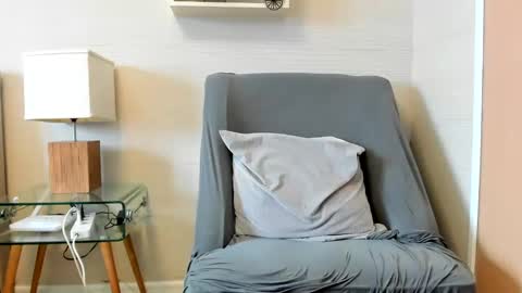 Snapshot of hottiepinay21 chatting on 12.28.24 Jane online show from 12.28.24