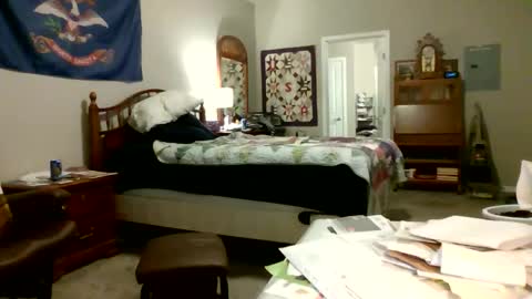 Snapshot of hottop_1981 chatting on 10.23.25 Hottop 1981 online show from 10.23.25