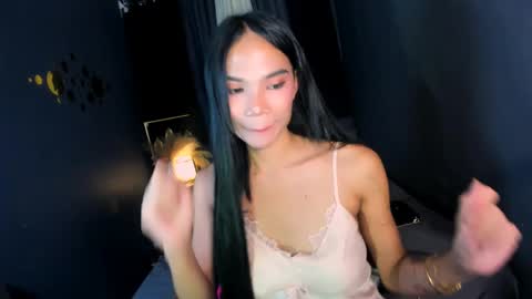 Snapshot of hotty_jane chatting on 05.27.26 Hi i am Jane half vietnamese and half pinay and would like to meet good person here XOXO online show from 05.27.26