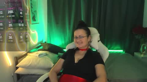 Anna online show from 12.17.25