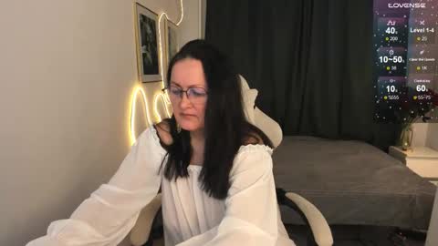 Anna online show from 02.05.26