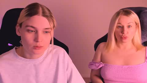 Nessie and Jessie online show from 12.31.24