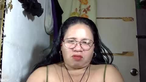 Snapshot of hottycrissy4u chatting on 06.02.26 hottycrissy4u online show from 06.02.26