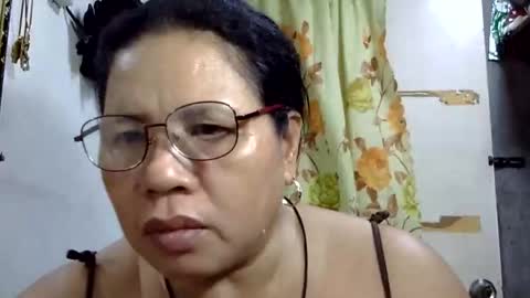 Snapshot of hottycrissy4u chatting on 06.08.26 hottycrissy4u online show from 06.08.26