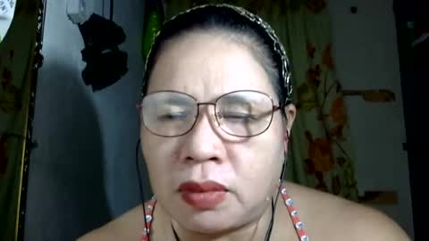 Snapshot of hottycrissy4u chatting on 06.26.26 hottycrissy4u online show from 06.26.26
