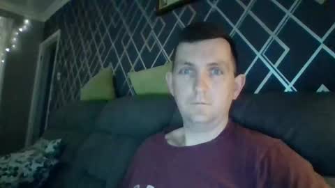 Snapshot of hotuk86 chatting on 02.13.25 hotuk86 online show from 02.13.25