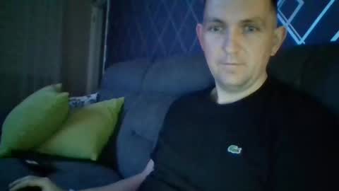 Snapshot of hotuk86 chatting on 02.21.25 hotuk86 online show from 02.21.25