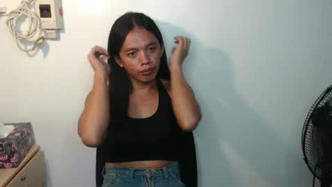 Snapshot of hotvalentina_ chatting on 04.28.26 Valentina3 online show from 04.28.26