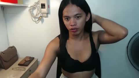 Snapshot of hotvalentina_ chatting on 05.10.26 Valentina3 online show from 05.10.26