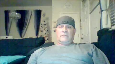 hotyummycock69 online show from 12.20.25