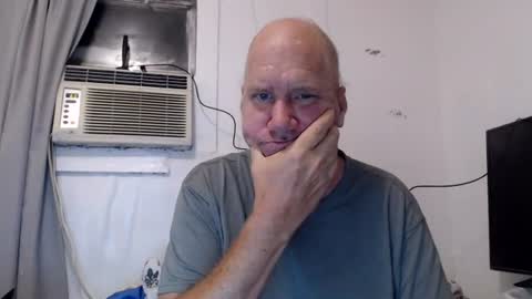 houseflipper online show from 08.04.26