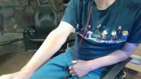 Snapshot of houstonbored chatting on 11.30.25 houstonbored online show from 11.30.25