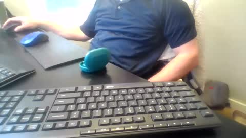 Snapshot of hoverday chatting on 06.15.26 hoverday online show from 06.15.26