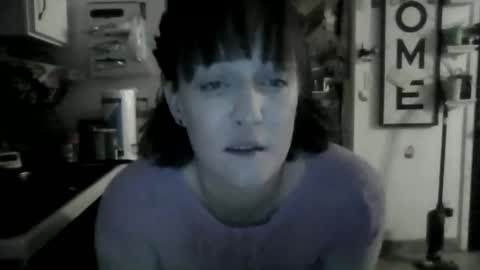 Snapshot of howdoyoulikeit87 chatting on 05.23.26 howdoyoulikeit87 online show from 05.23.26