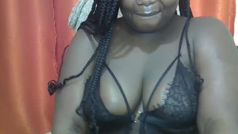 Snapshot of howt_lovee chatting on 12.03.24 Hailey chloe online show from 12.03.24