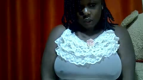 Snapshot of howt_lovee chatting on 12.21.24 Hailey chloe online show from 12.21.24