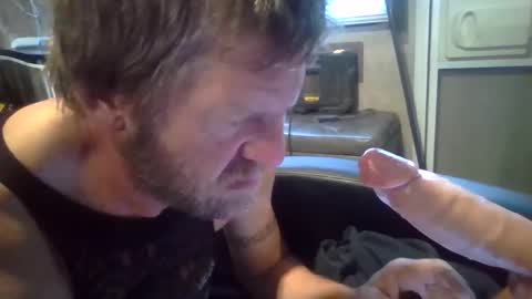 Snapshot of hoytme chatting on 11.20.25 hoytme online show from 11.20.25