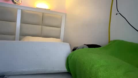 Snapshot of hpcouple420 chatting on 02.17.26 hpcouple420 online show from 02.17.26