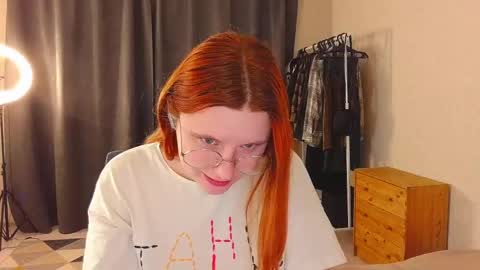 Snapshot of hua_lian chatting on 01.29.25 Alice online show from 01.29.25