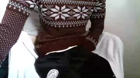 Snapshot of hug_me chatting on 01.07.26 Keanu online show from 01.07.26