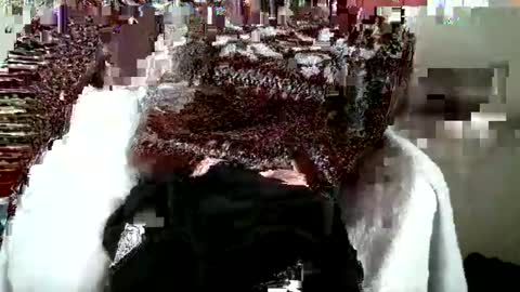 Snapshot of hug_me chatting on 01.09.26 Keanu online show from 01.09.26