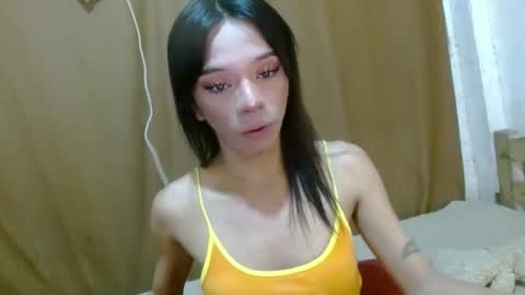 Snapshot of hugecock_caraxx chatting on 10.19.25 Cara online show from 10.19.25