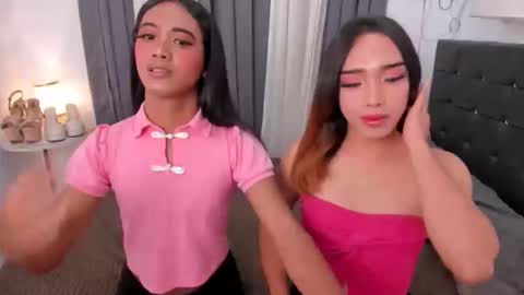 hugecock_pretty123 online show from 04.10.26