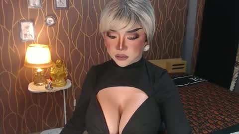 Christine online show from 01.11.26