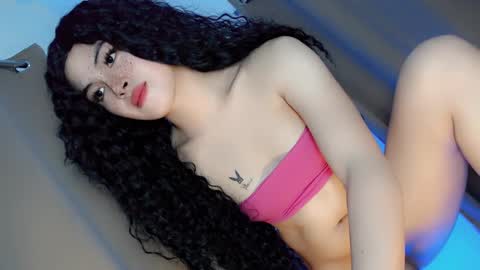 Yhanie online show from 12.12.24