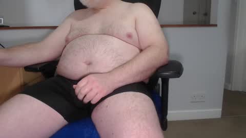 Huggie Bear online show from 03.09.25