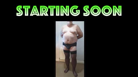 Huggie Bear online show from 09.29.25