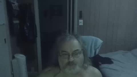 lonely huggy bear online show from 03.31.26