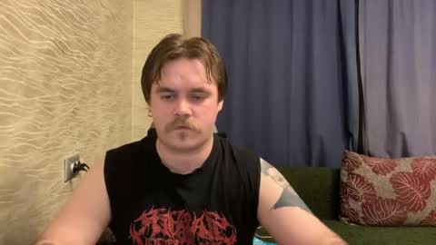 Snapshot of hugo__brad chatting on 03.25.26 Hugo online show from 03.25.26