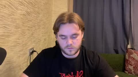 Snapshot of hugo__brad chatting on 04.21.26 Hugo online show from 04.21.26